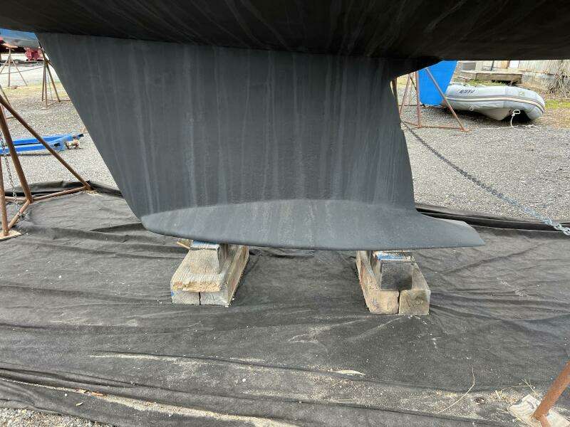 Puts N Calls 35ft Tartan Yacht For Sale