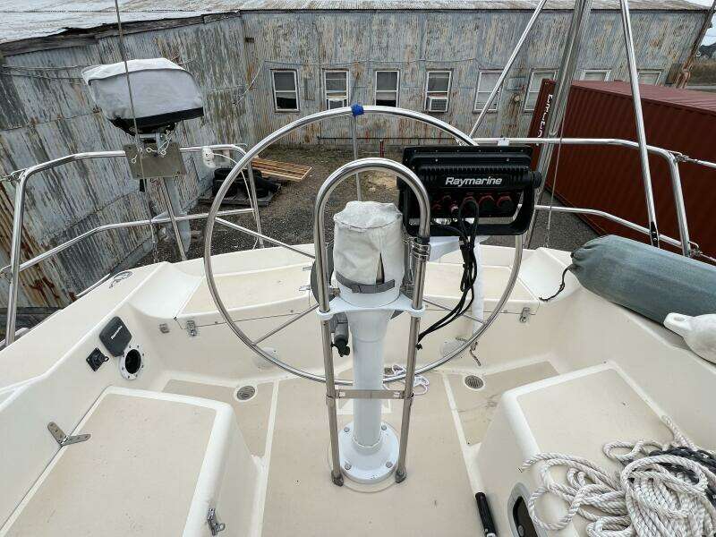 Puts N Calls 35ft Tartan Yacht For Sale