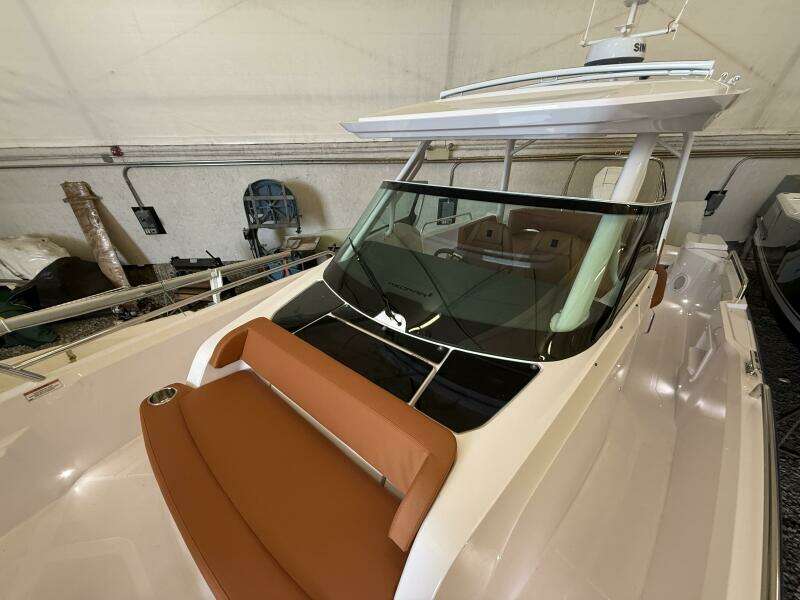 29ft Axopar Yacht For Sale