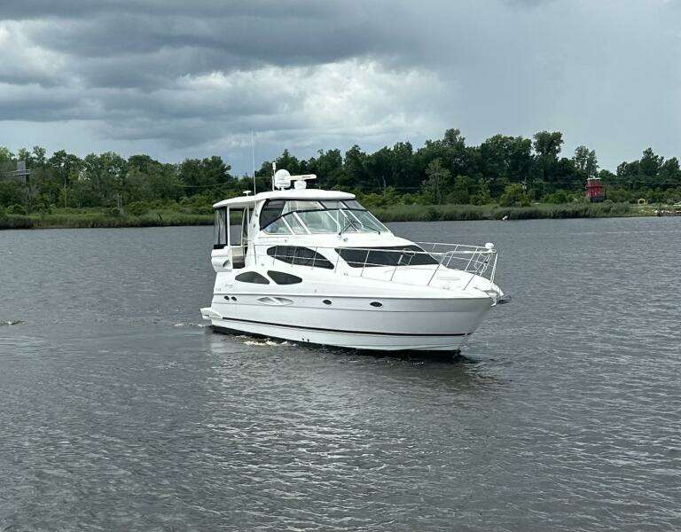 40ft Cruisers Yachts Yacht For Sale