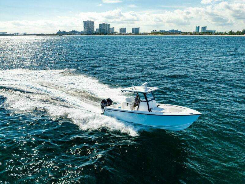 28ft Reef Runner Yacht For Sale