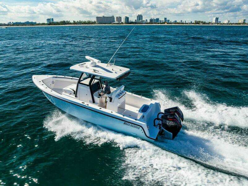 28ft Reef Runner Yacht For Sale