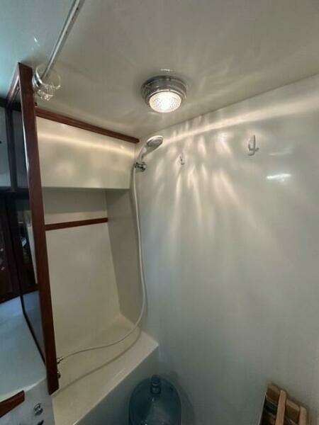 32ft Prowler Yacht For Sale