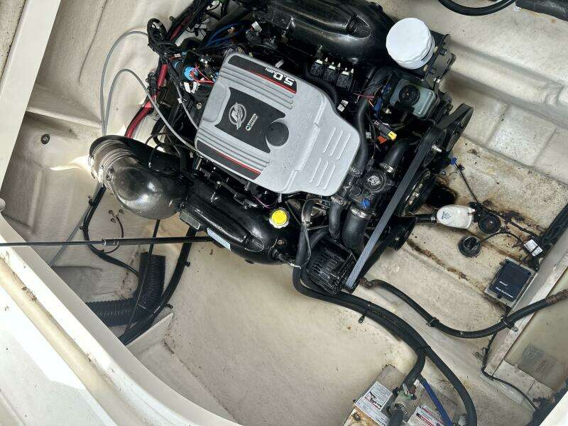 26ft Sea Ray Yacht For Sale