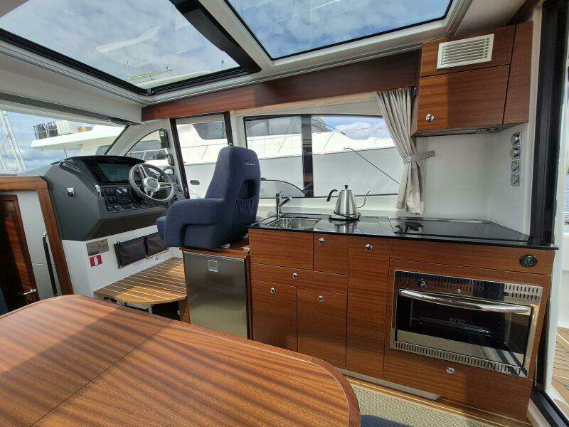 36ft Nimbus Yacht For Sale