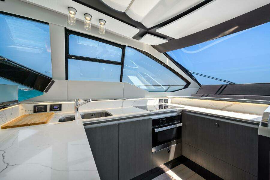 70ft Azimut Yacht For Sale