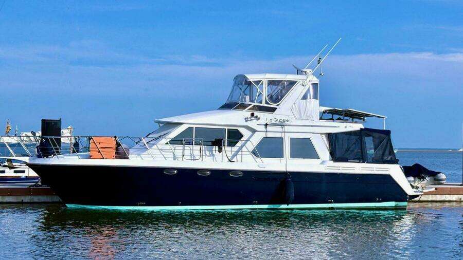 LaGypsie 48ft Navigator Yacht For Sale