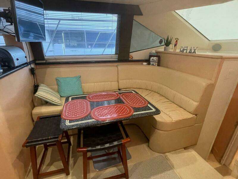 Here  There  and Everywhere 46ft Carver Yacht For Sale