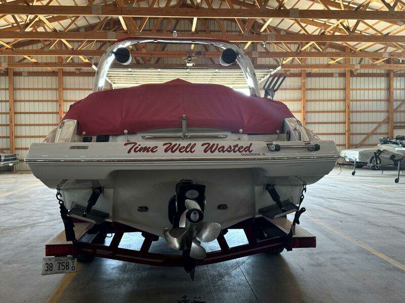 28ft Crownline Yacht For Sale