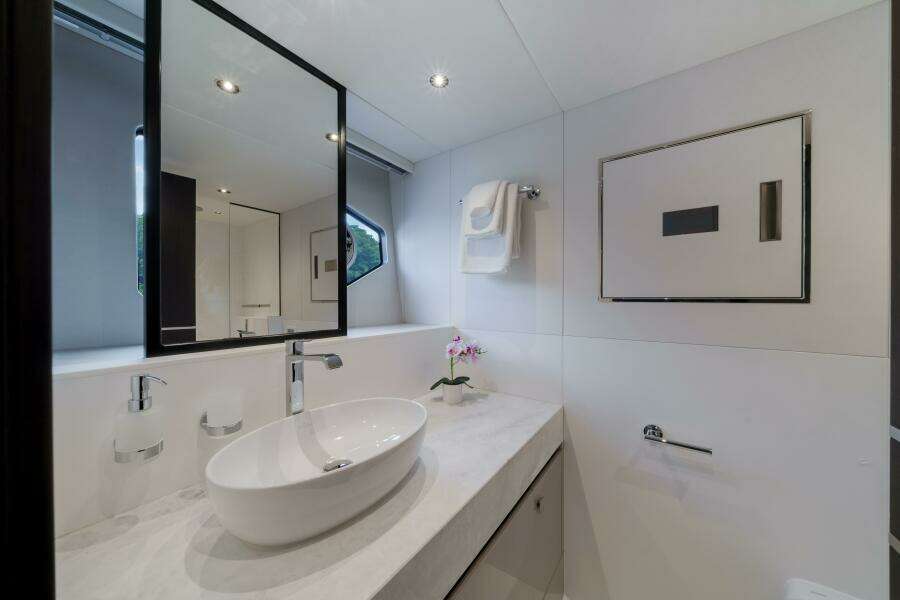 68ft Sunseeker Yacht For Sale