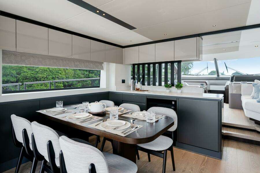 68ft Sunseeker Yacht For Sale