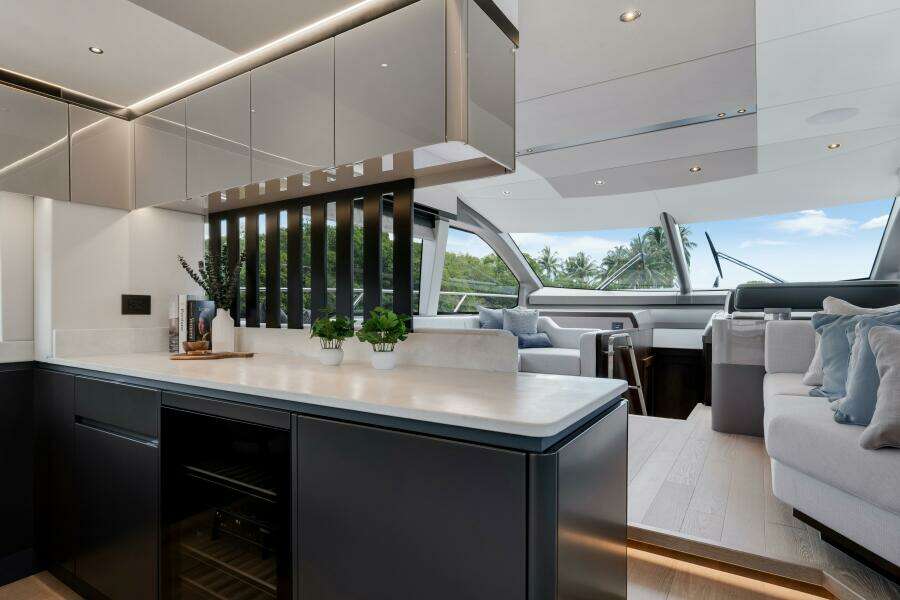 68ft Sunseeker Yacht For Sale