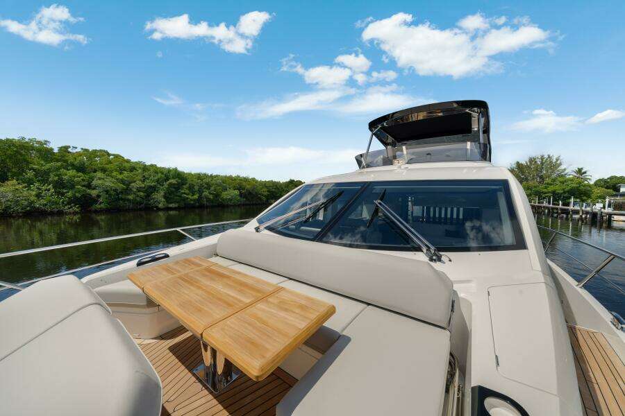 68ft Sunseeker Yacht For Sale