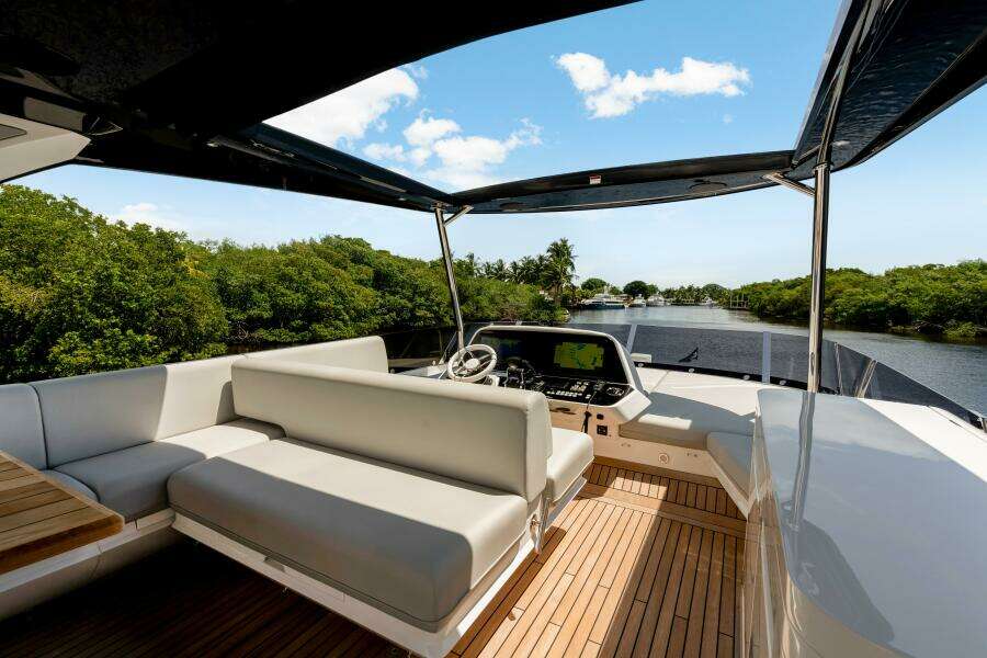 68ft Sunseeker Yacht For Sale