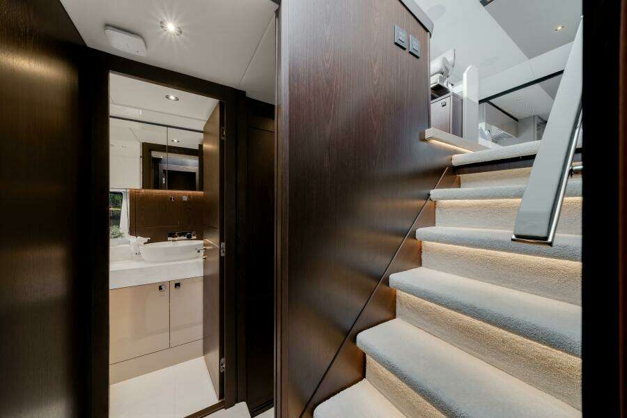 68ft Sunseeker Yacht For Sale