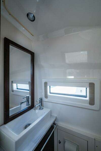 37ft Pursuit Yacht For Sale