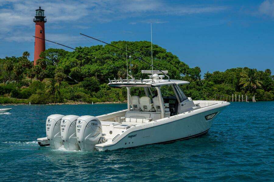 37ft Pursuit Yacht For Sale