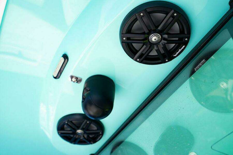 34ft Reef Runner Yacht For Sale