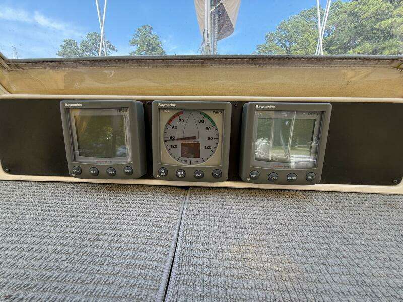 Blue Sky 37ft Southerly Yacht For Sale
