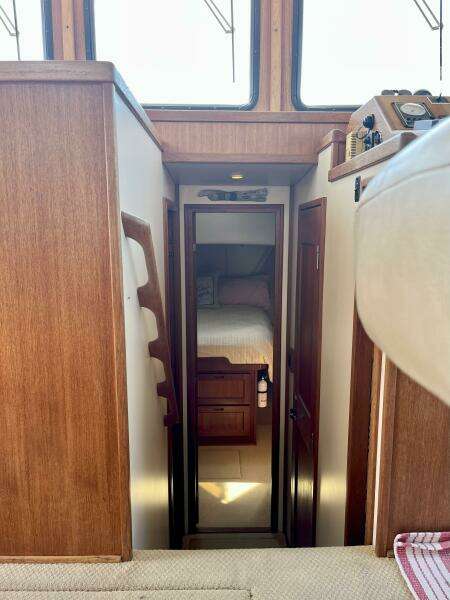Companionway Forward