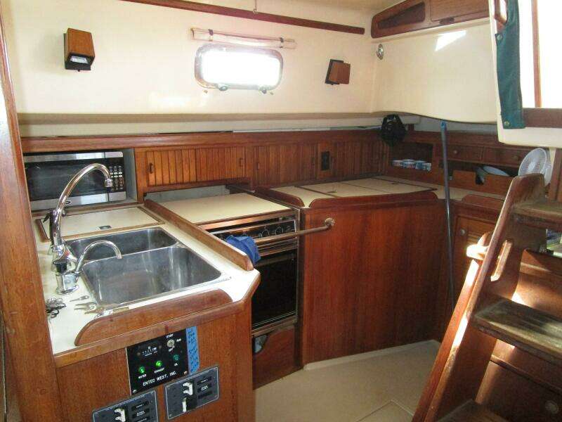 Island Gypsy 40ft Island Packet Yacht For Sale