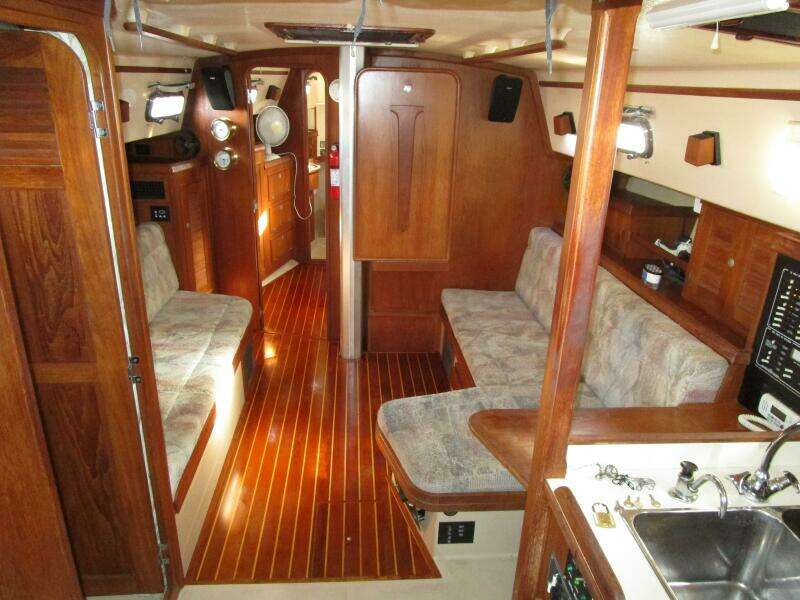 Island Gypsy 40ft Island Packet Yacht For Sale