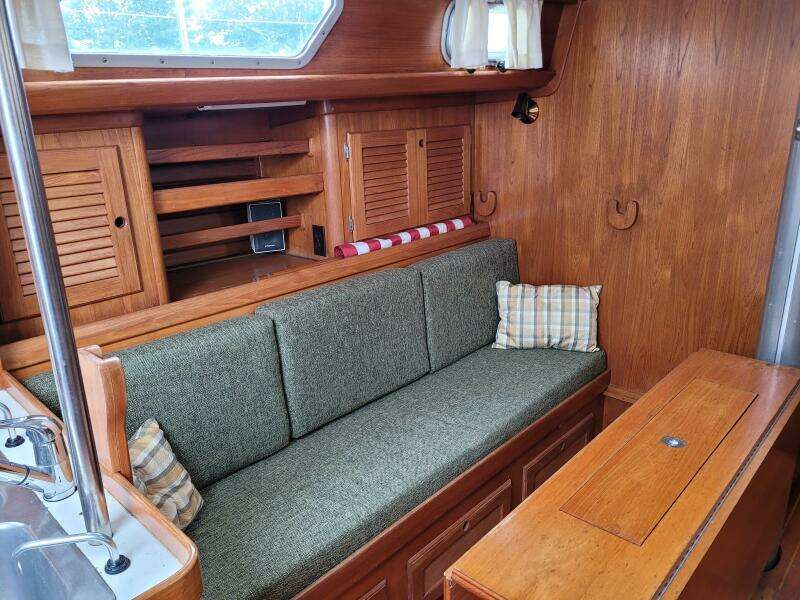 Archipelago 38ft Bristol Yacht For Sale