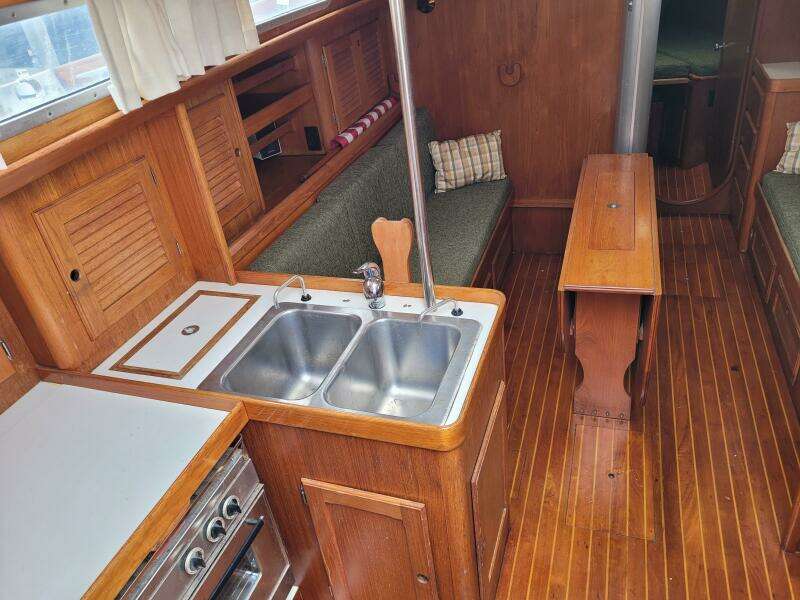 Archipelago 38ft Bristol Yacht For Sale