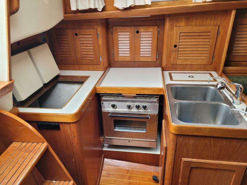 Archipelago 38ft Bristol Yacht For Sale