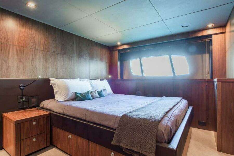 DESEO 131ft Sunseeker Yacht For Sale