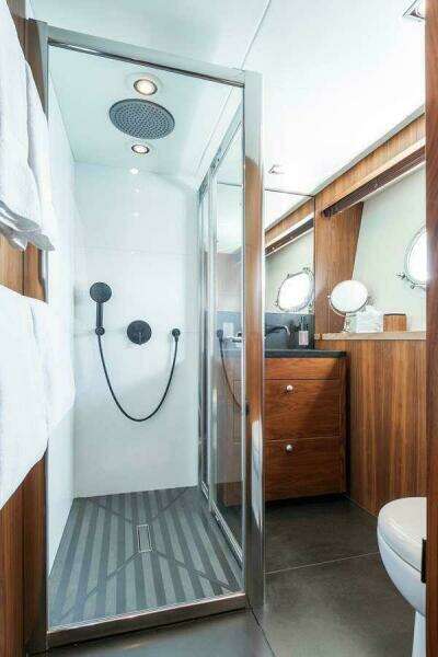 DESEO 131ft Sunseeker Yacht For Sale