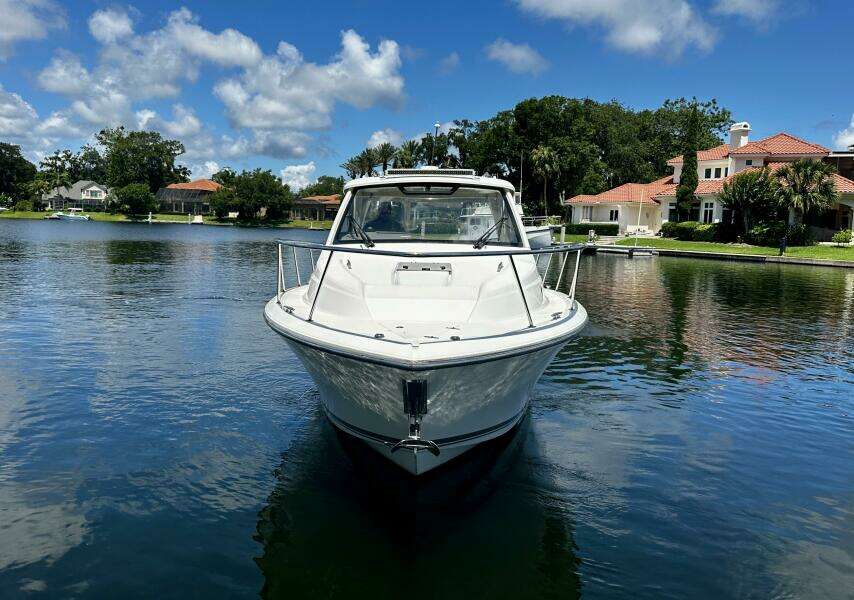 34ft Pursuit Yacht For Sale