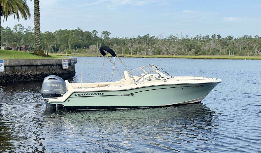 21ft Grady White Yacht For Sale