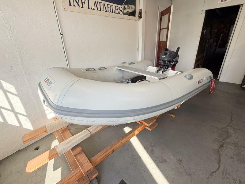 8' 2024 AB Inflatables Ventus 8 VL