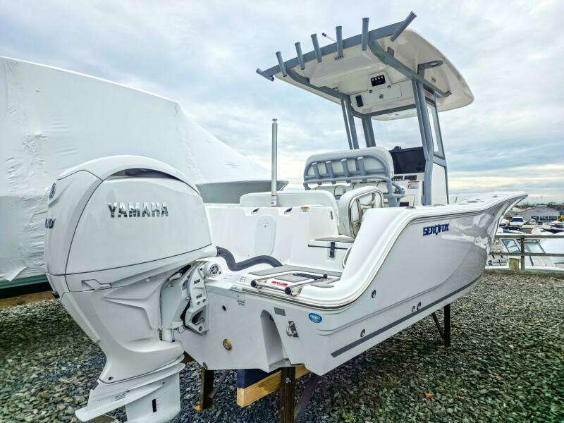 22ft Sea Fox Yacht For Sale