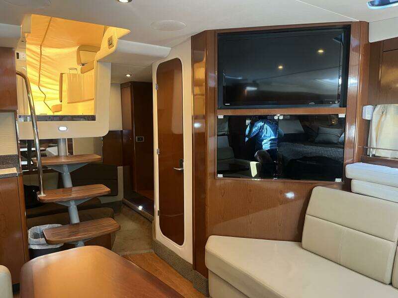 Just Plane Fun 35ft Sea Ray Yacht For Sale Just Plane Fun 35ft Sea Ray Yacht For Sale