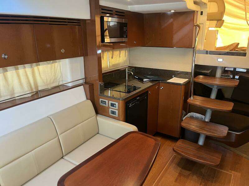 Just Plane Fun 35ft Sea Ray Yacht For Sale Just Plane Fun 35ft Sea Ray Yacht For Sale