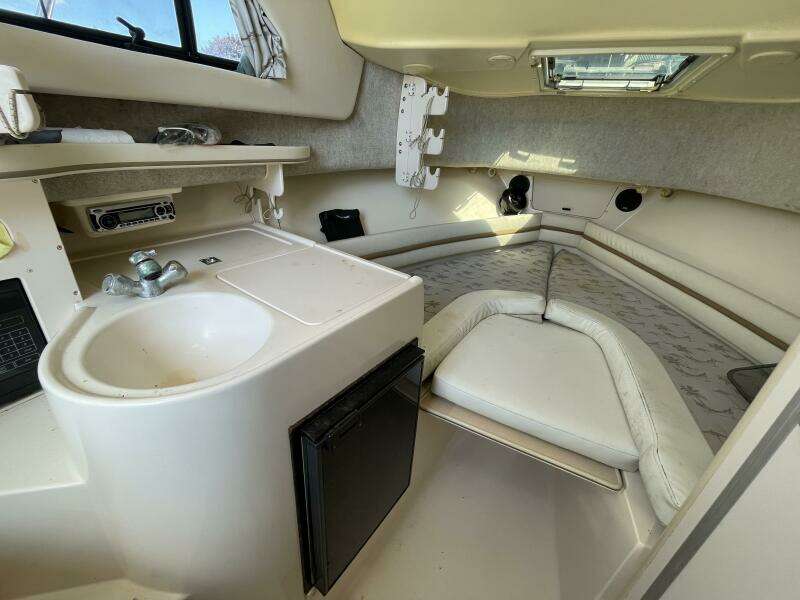 28ft Grady White Yacht For Sale