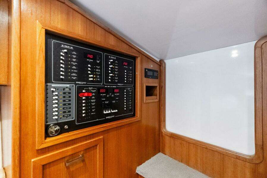 Let s Go 35ft Custom Carolina Yacht For Sale