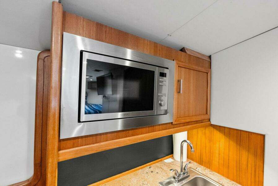 Let s Go 35ft Custom Carolina Yacht For Sale