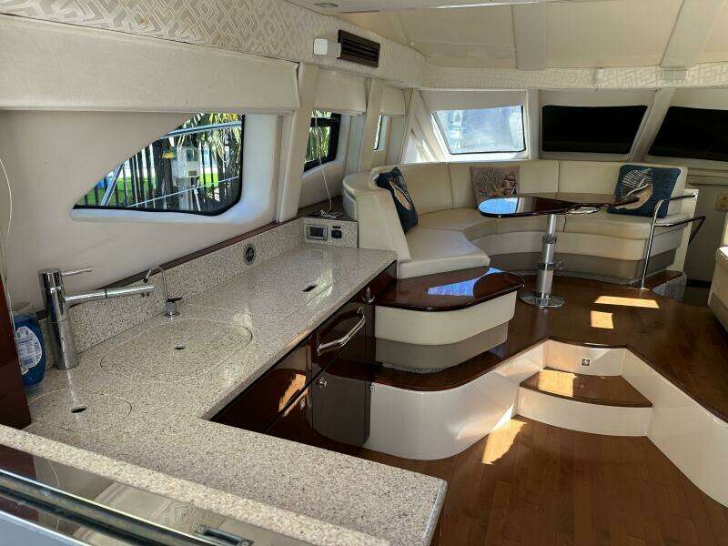47ft Sea Ray Yacht For Sale