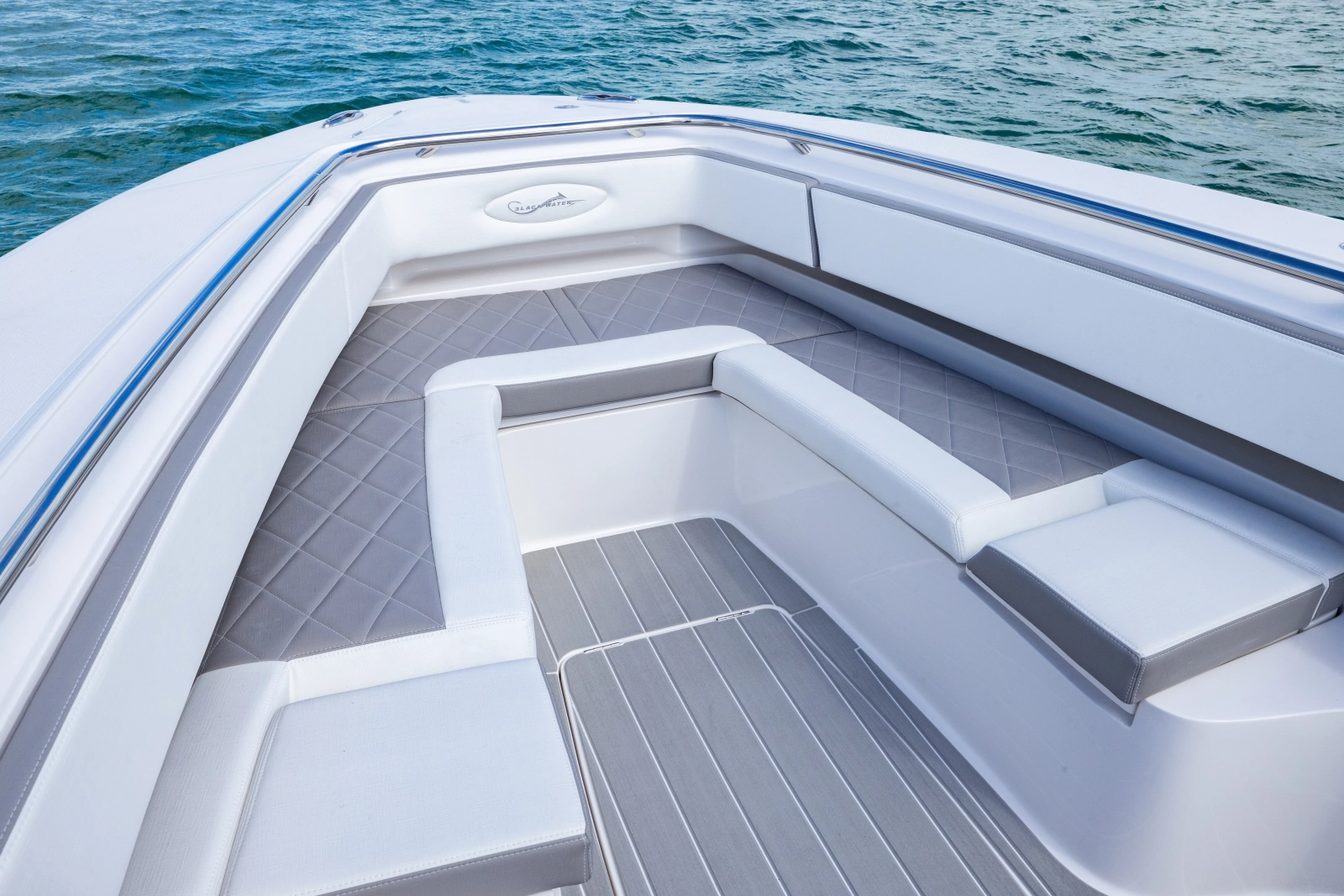 2025 BlackWater 43 Sportfish