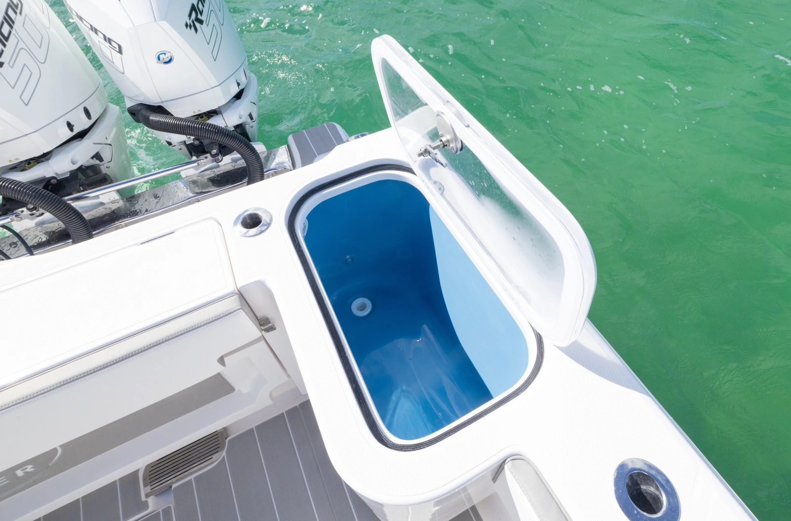 2025 BlackWater 43 Sportfish