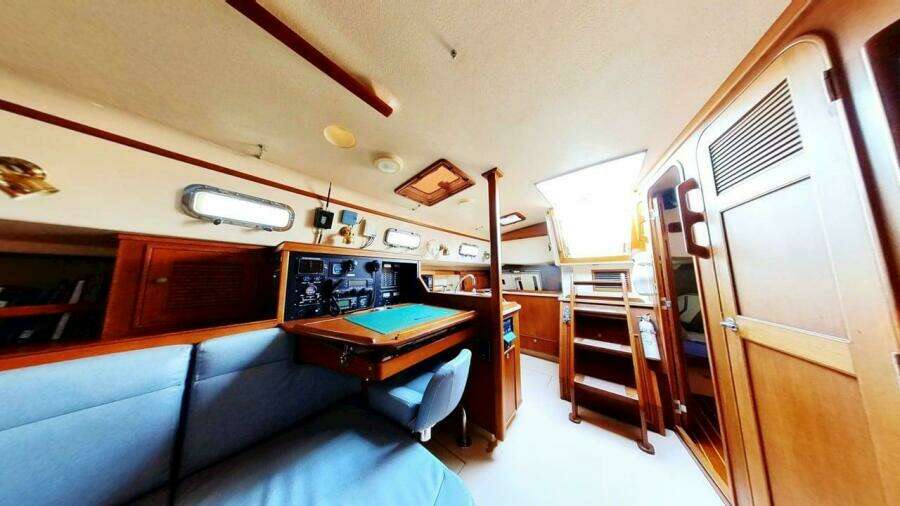 Lastochka 42ft Island Packet Yacht For Sale