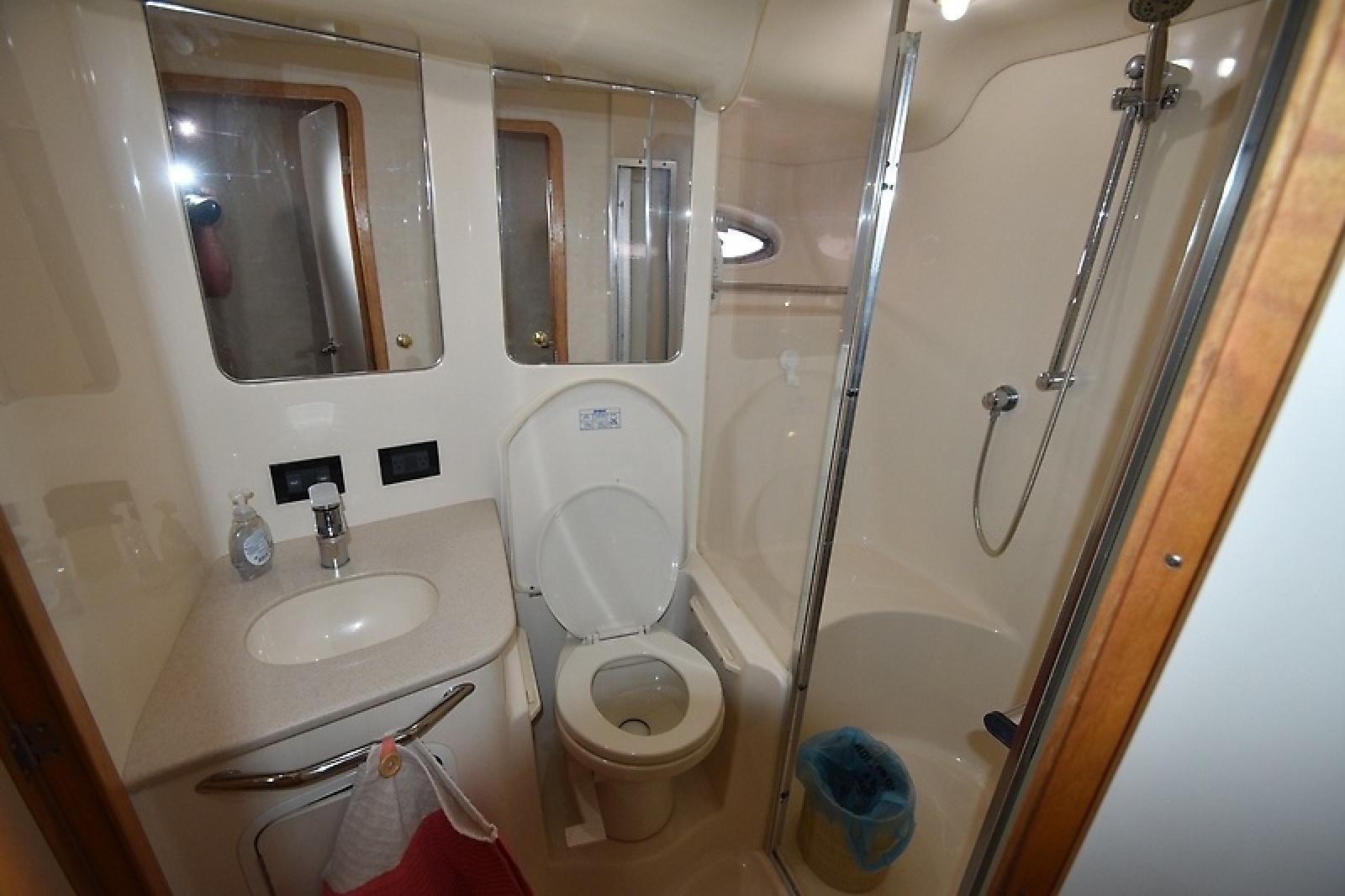 Phase Three Yacht Photos Pics 