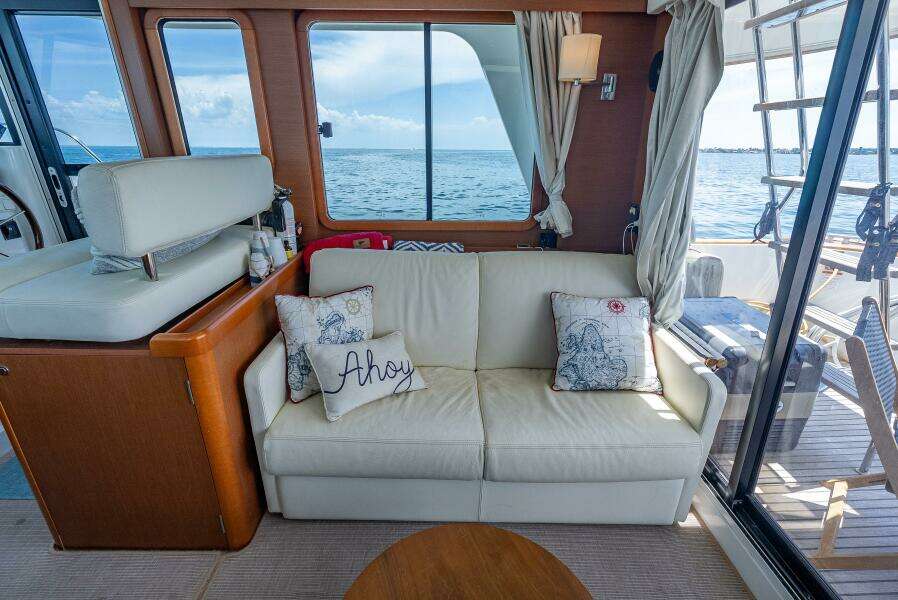 34ft Beneteau Yacht For Sale