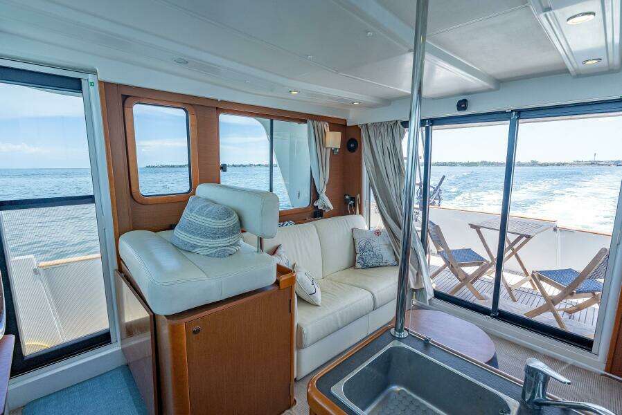 34ft Beneteau Yacht For Sale