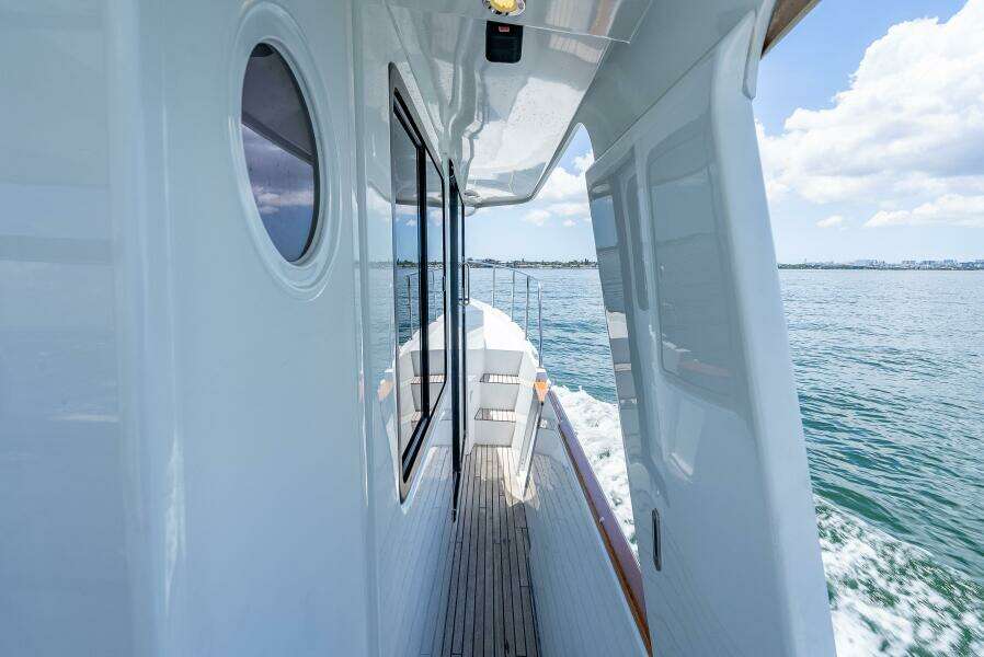 34ft Beneteau Yacht For Sale
