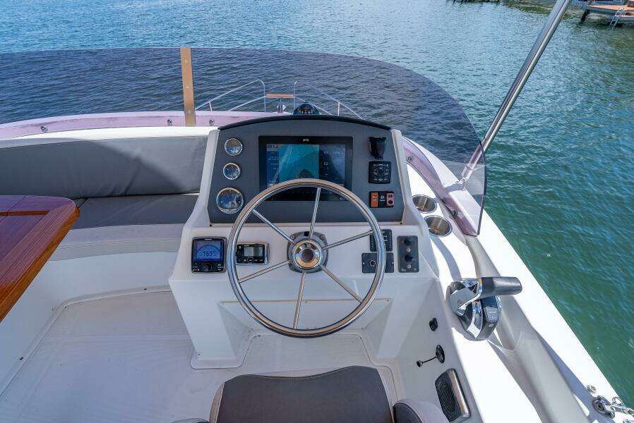 34ft Beneteau Yacht For Sale