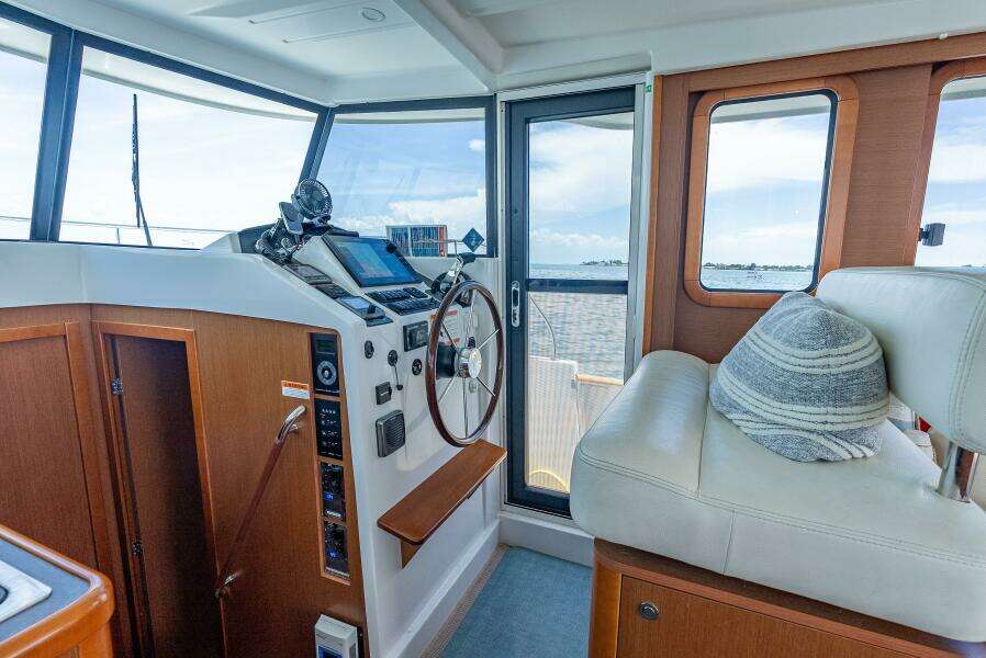 34ft Beneteau Yacht For Sale